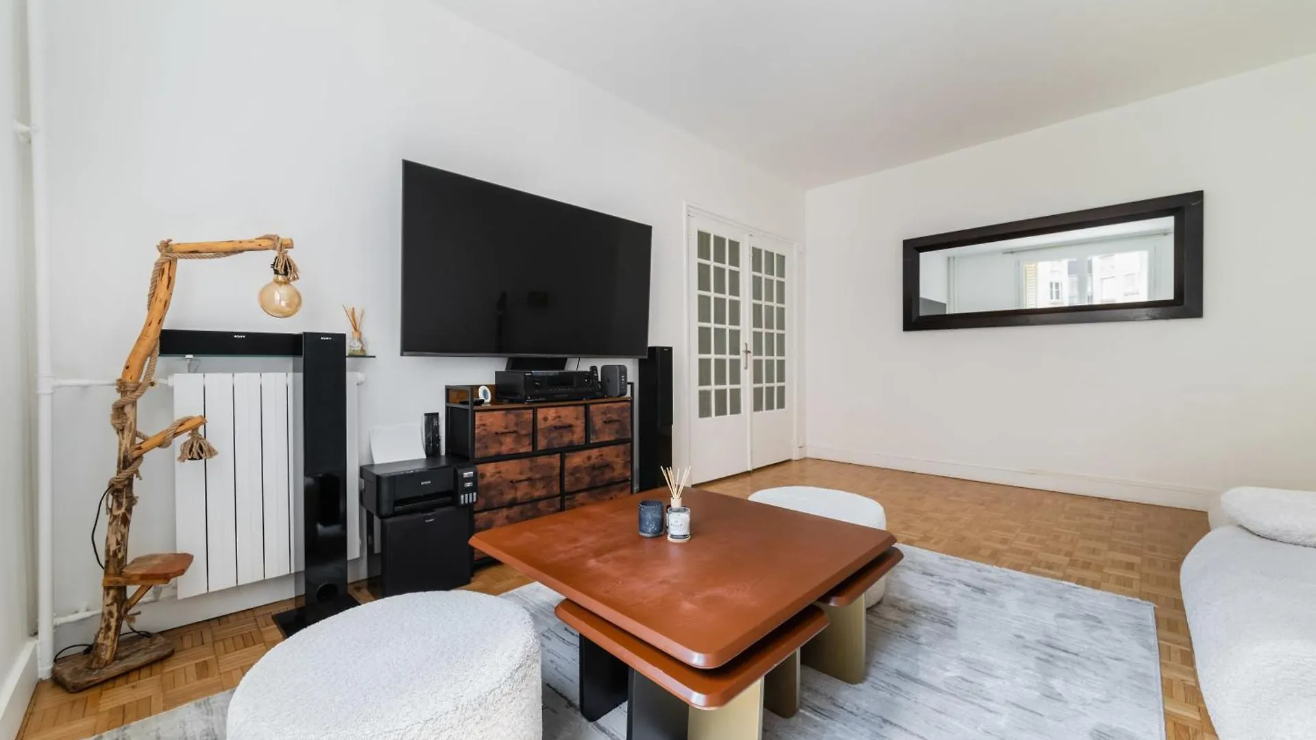 Appartement 3 Pieces Porte Maillot - Paris 16 - 4P - Flat-Guest شقة