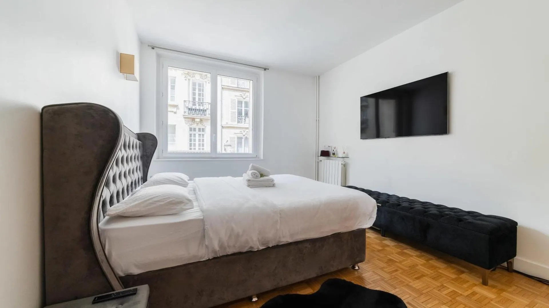 Apartment Appartement 3 Pieces Porte Maillot - Paris 16 - 4P - Flat-Guest